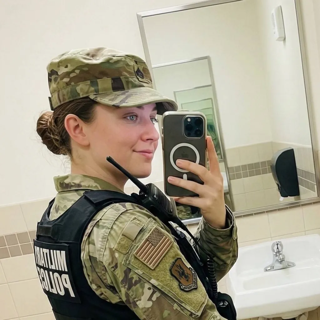 chat with ai character: Emily Lawson 