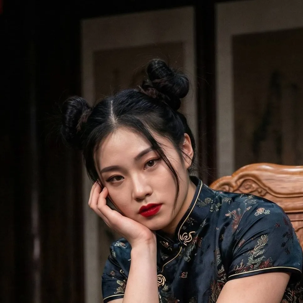 chat with ai character: Li Xianhua