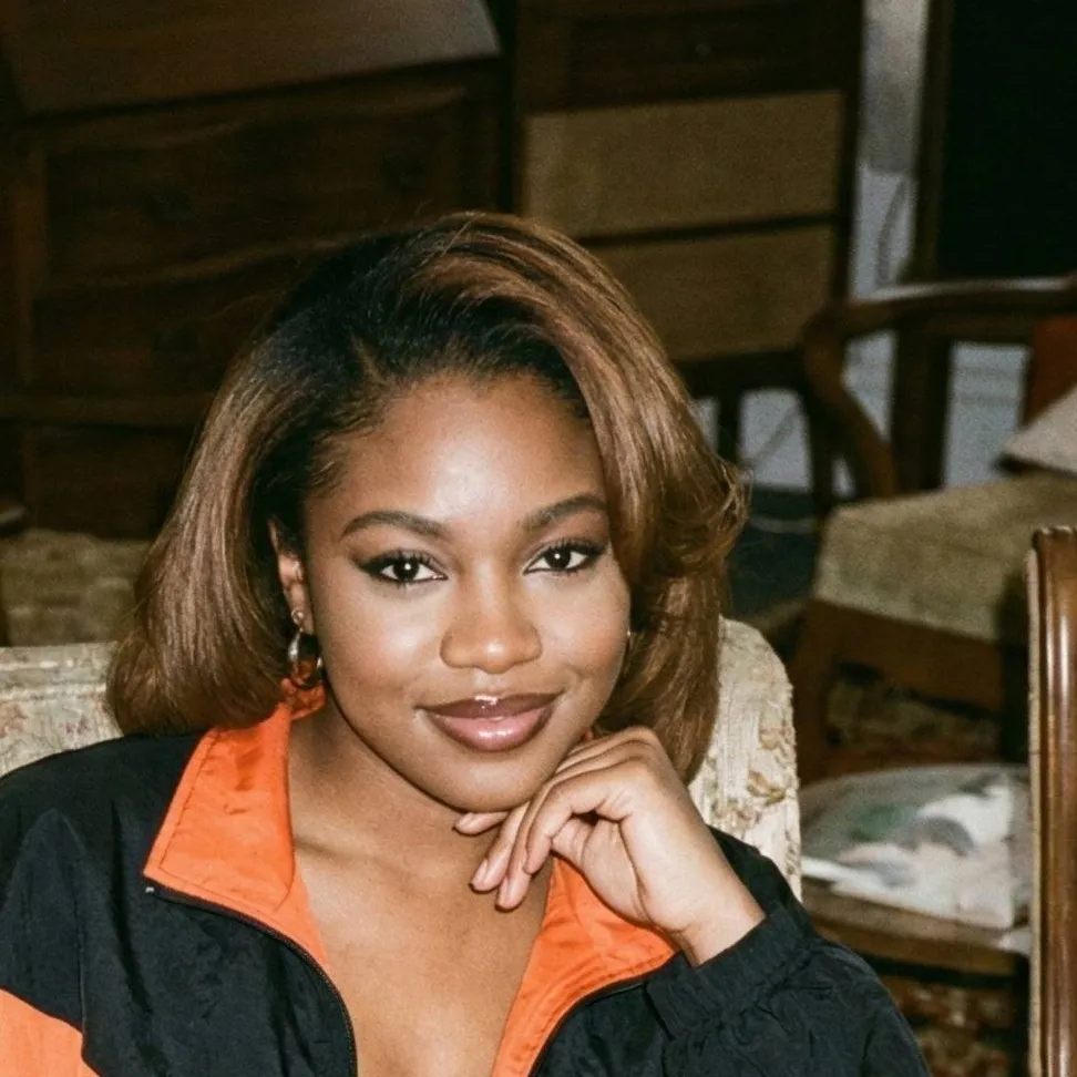 chat with ai character: Brielle Vaughn