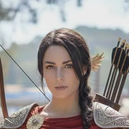 chat with ai character: Callista Theron