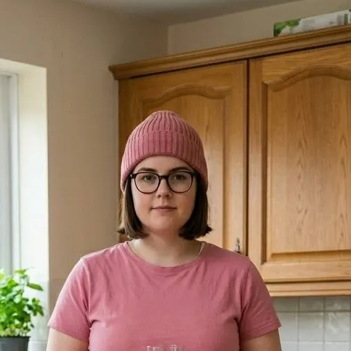 chat with ai character: Megan Griffin 