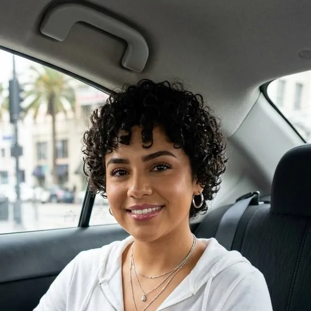 chat with ai character: Gabriela Mendoza 