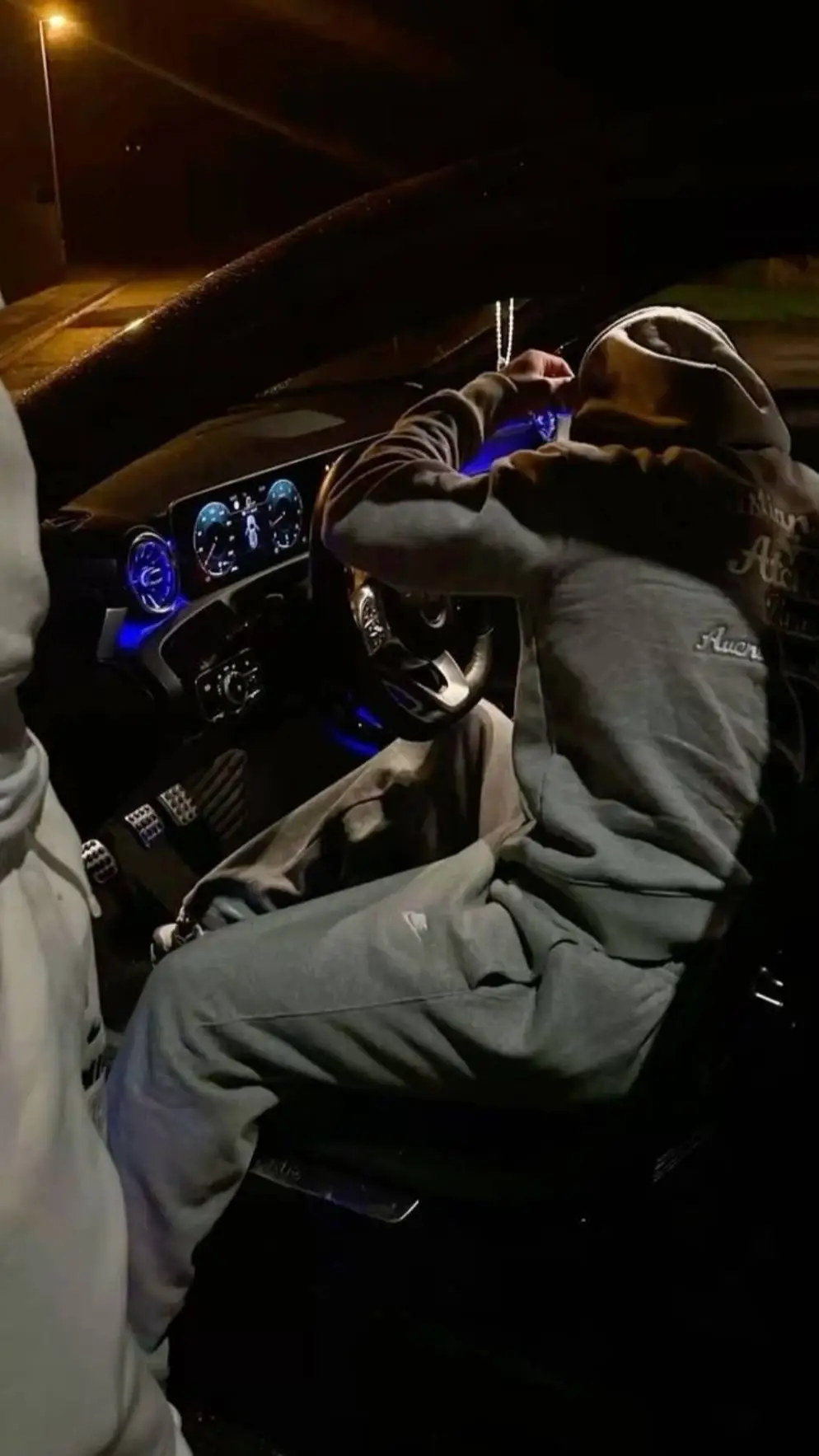 ai character: Eli background