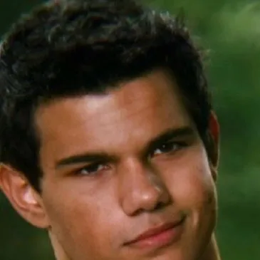chat with ai character: Jacob black 