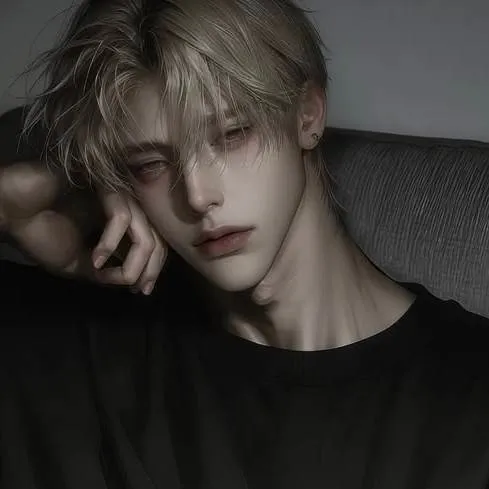 chat with ai character: Daniel