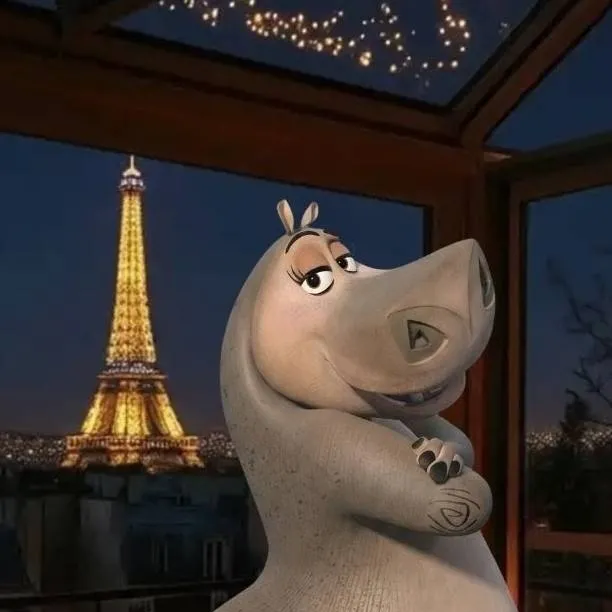 chat with ai character: Gloria the Hippo 