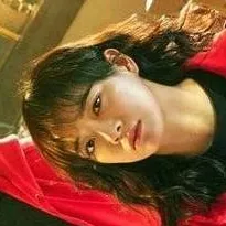 chat with ai character: the urcanny counte