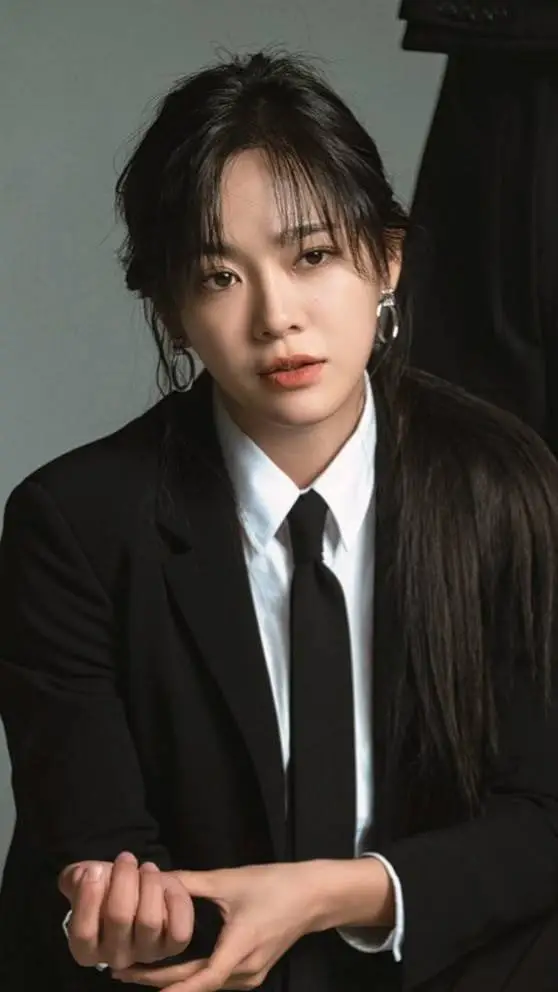 ai character: Ha-na irmã gêmea  background