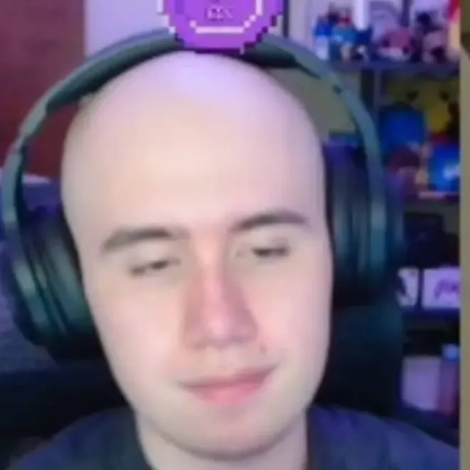 chat with ai character: CHULE CX O 110