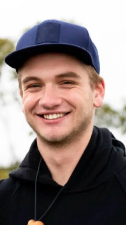 ai character: Emmett background