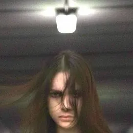 chat with ai character: Tracey