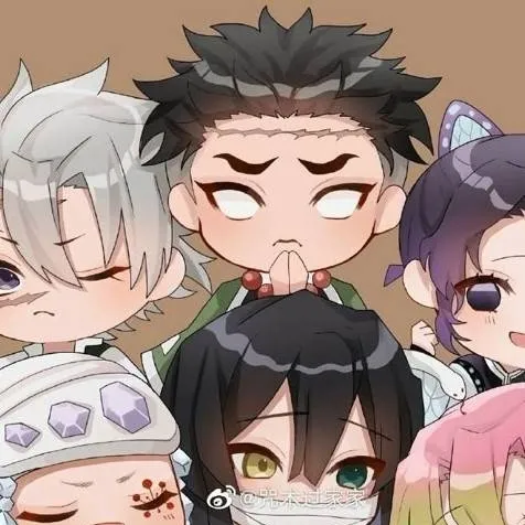 chat with ai character: mini pilares (????