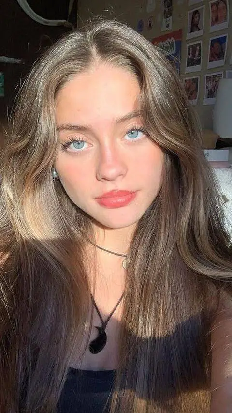 ai character: Brianna background