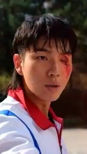 ai character: Yoon Gwi-nam  background