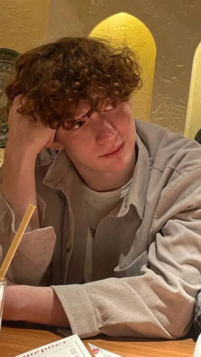 Talkie AI - Chat with Клайп 