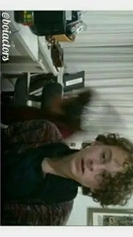 ai character: Wyatt Oleff background