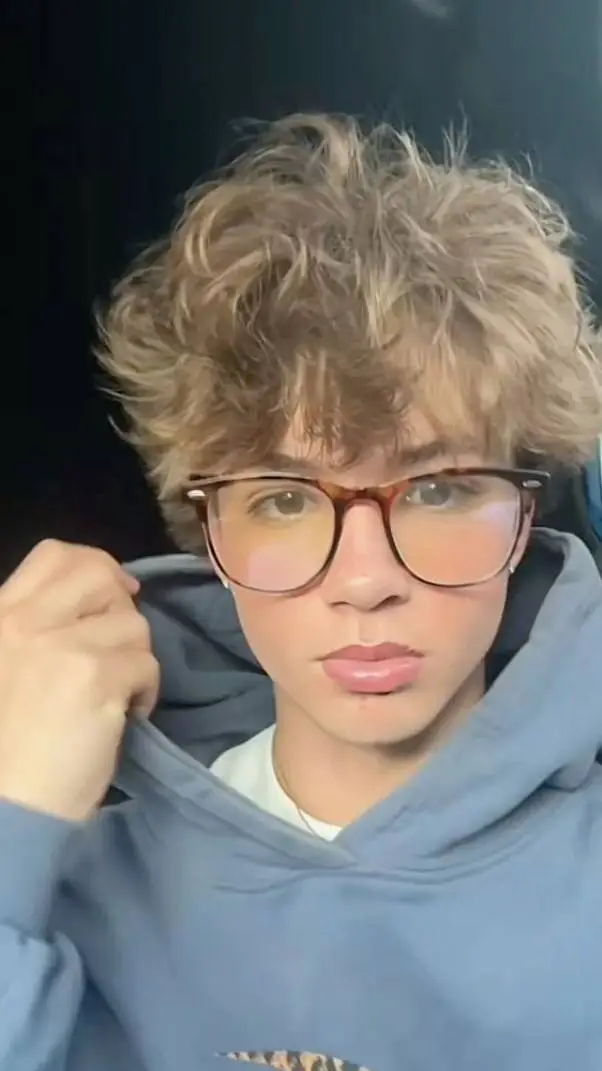 ai character: BROOKS background