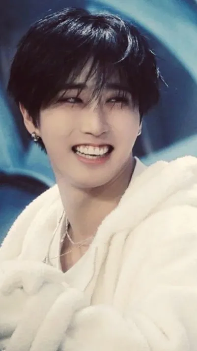 ai character: Han anxiety  background