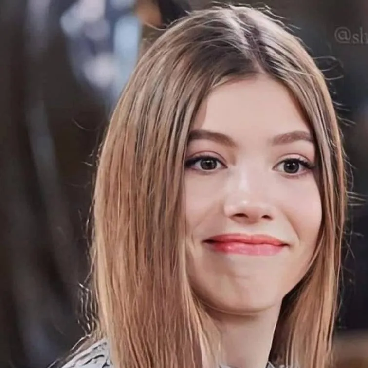 chat with ai character: Sofía 🇪🇸