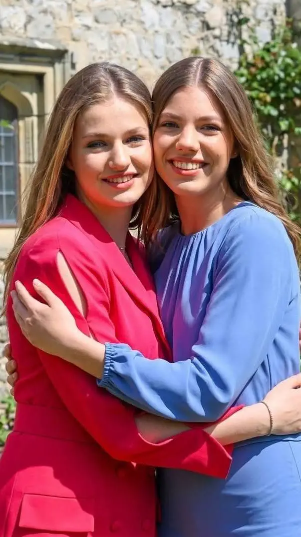 ai character: Princesa y Infanta background
