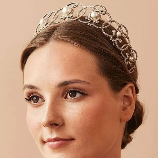 chat with ai character: princesa ingrid 🇳🇴