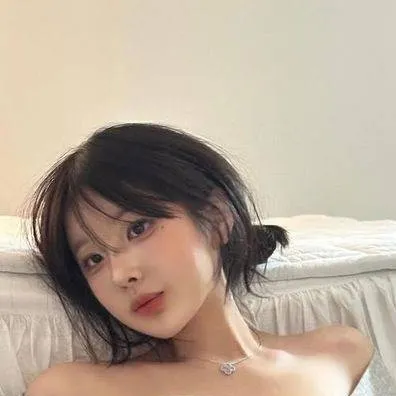 chat with ai character: jeny
