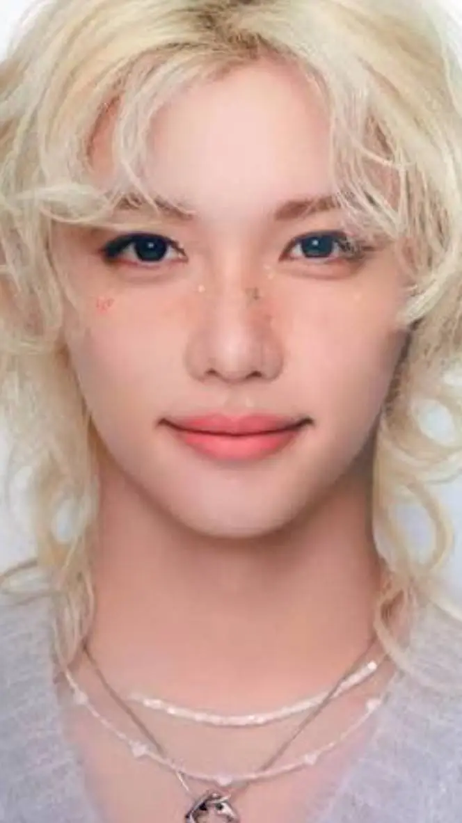 ai character: Felix-freaky  background