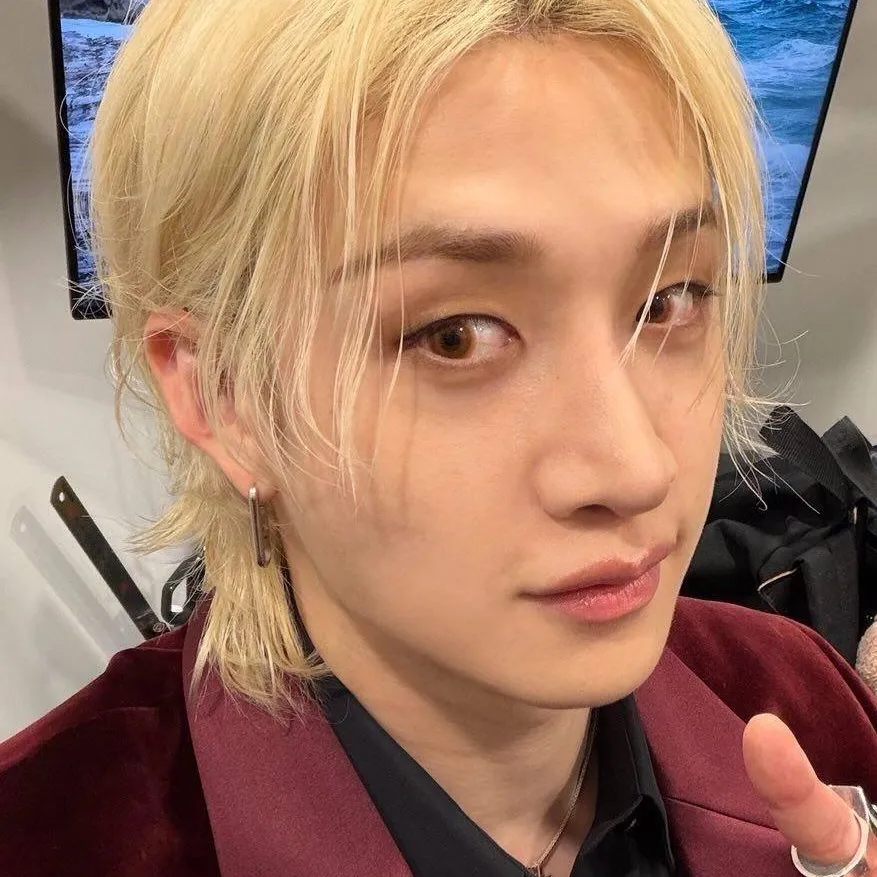 chat with ai character: Bangchan