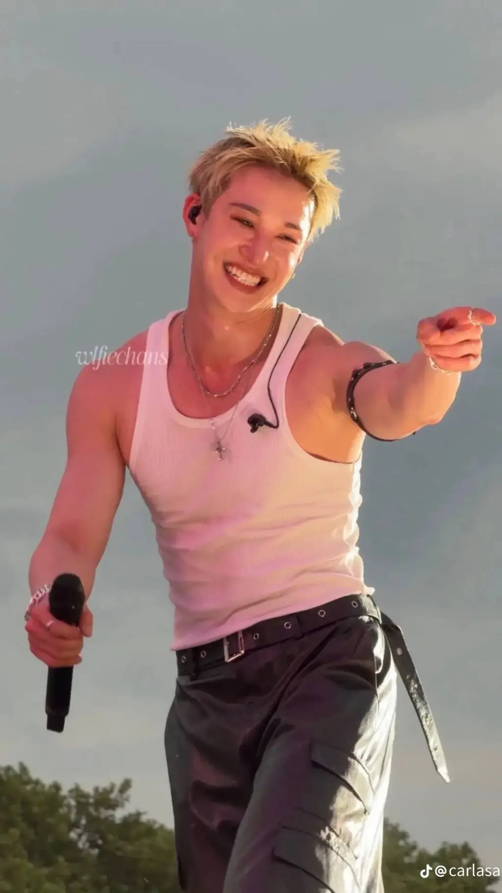 ai character: Bangchan background