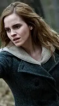 ai character: hermione MY QUEEN  background