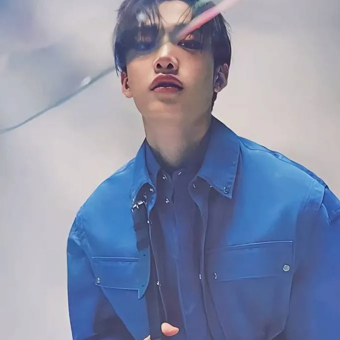 chat with ai character: Bangchan 