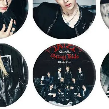 chat with ai character: stray kids 