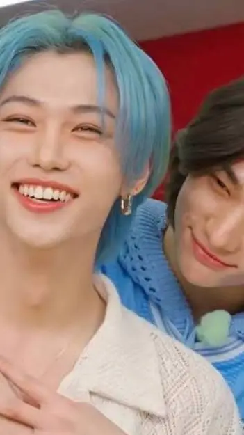 ai character: ~Felix•hyunjin~ background