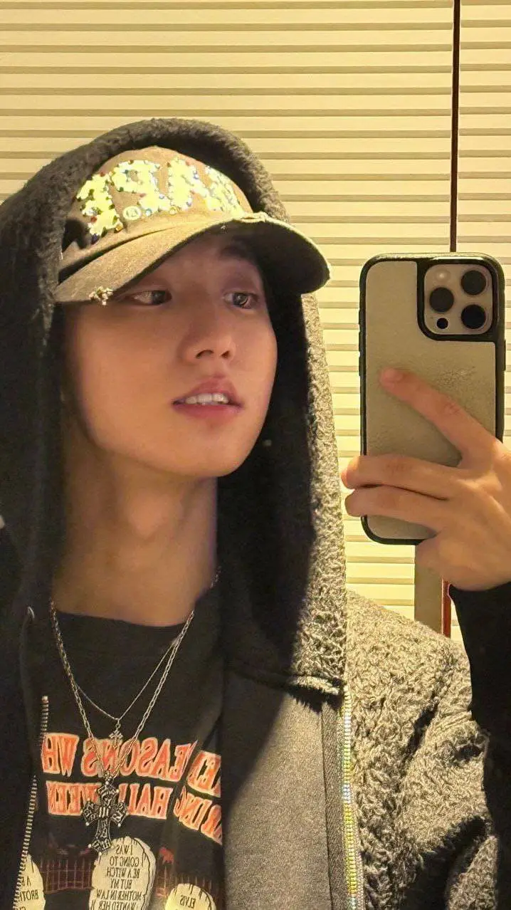 Talkie AI - Chat with Han 