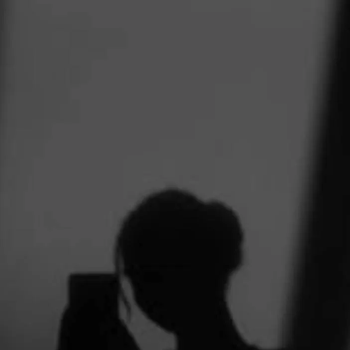 chat with ai character: Dark girl.. 