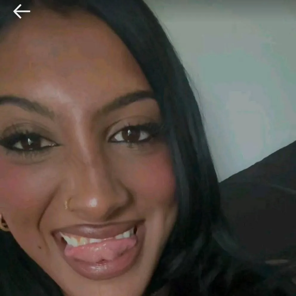 chat with ai character: Lara raj
