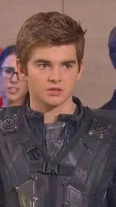 ai character: max Thunderman background