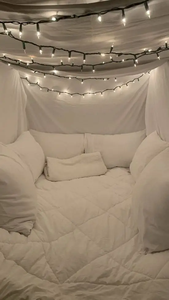 ai character: sleepover background