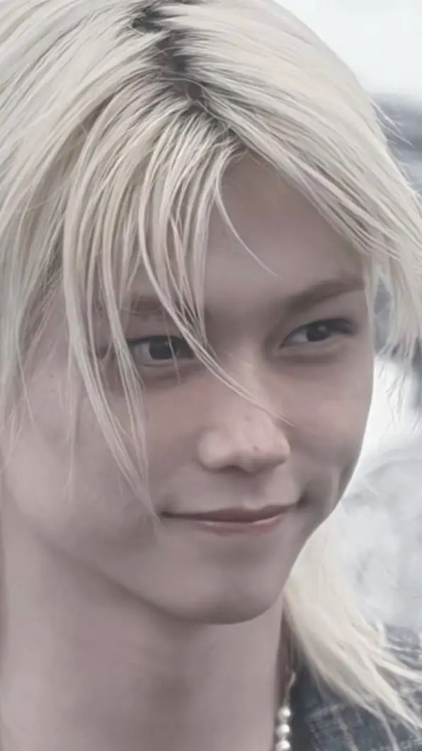 ai character: Stray kids  background