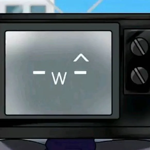 chat with ai character: TV Woman enamorada
