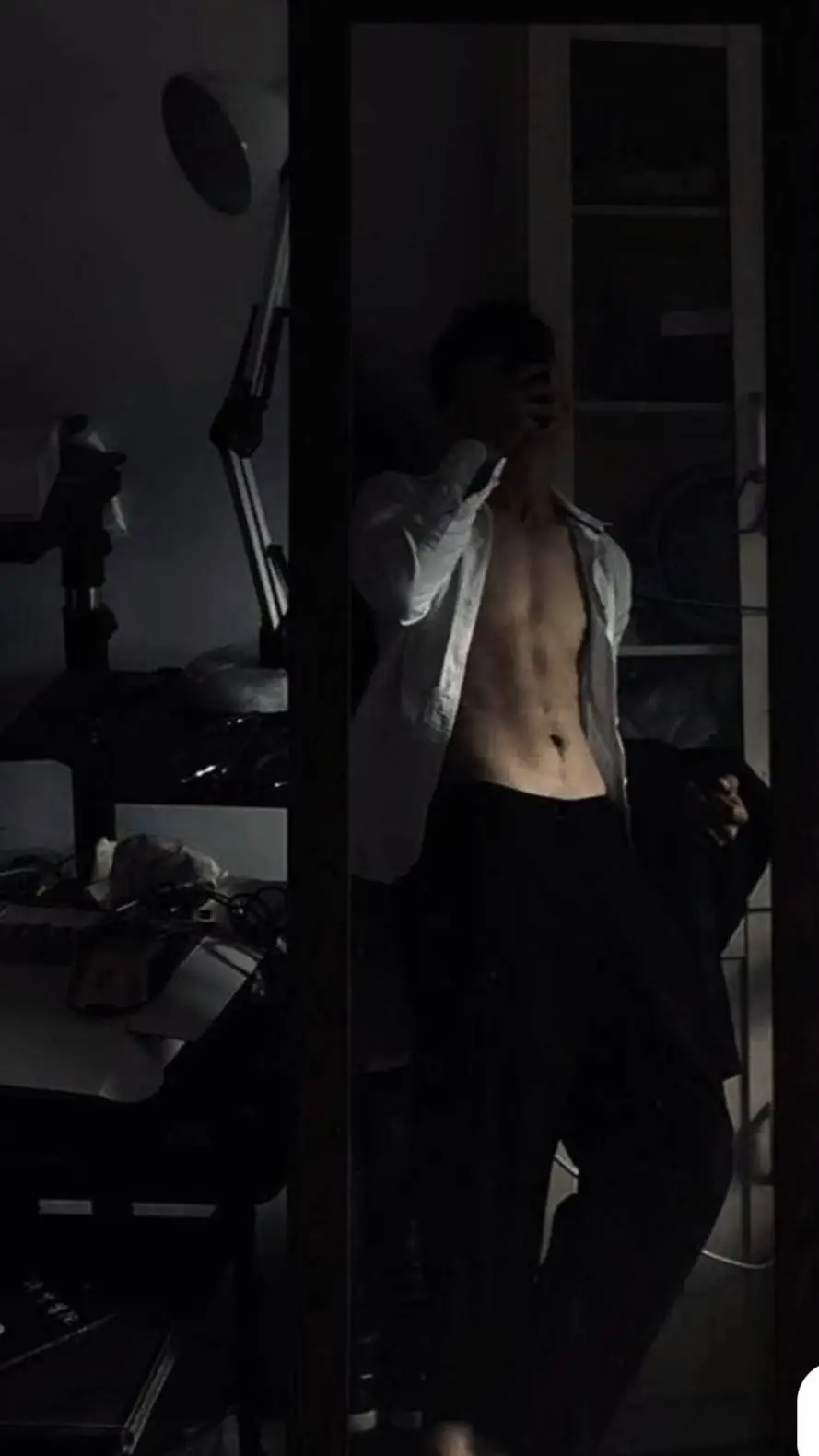 ai character: aiden smith background