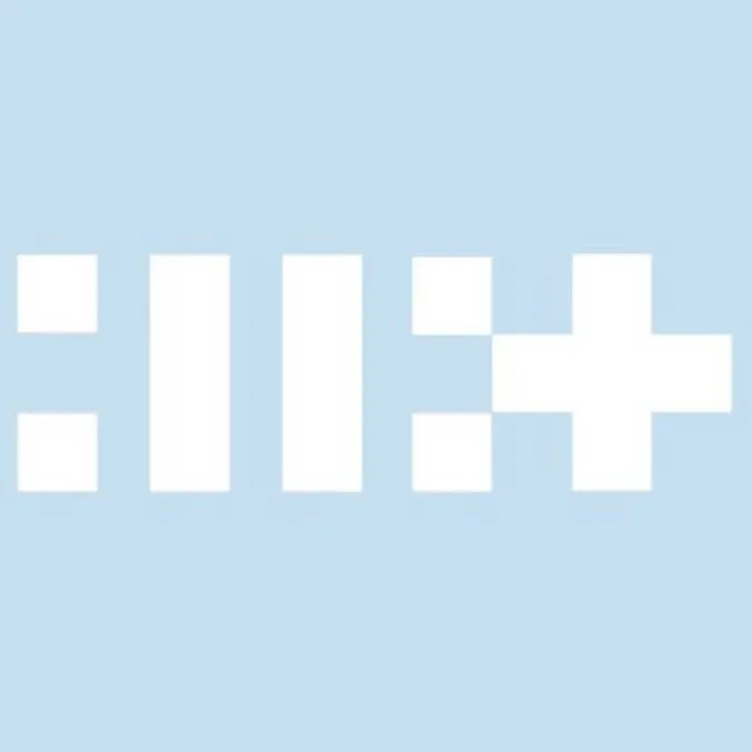 chat with ai character: ILLIT