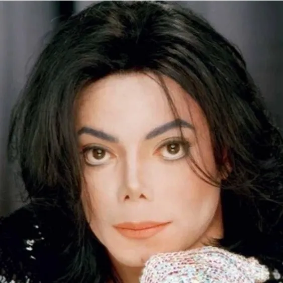 chat with ai character: Michael Jacksonnn