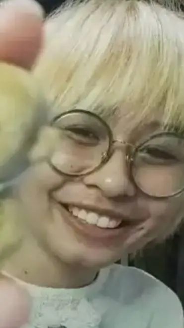 ai character: yaelokre background