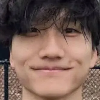 chat with ai character: Charlie yang