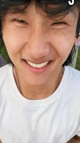 ai character: Charlie yang background