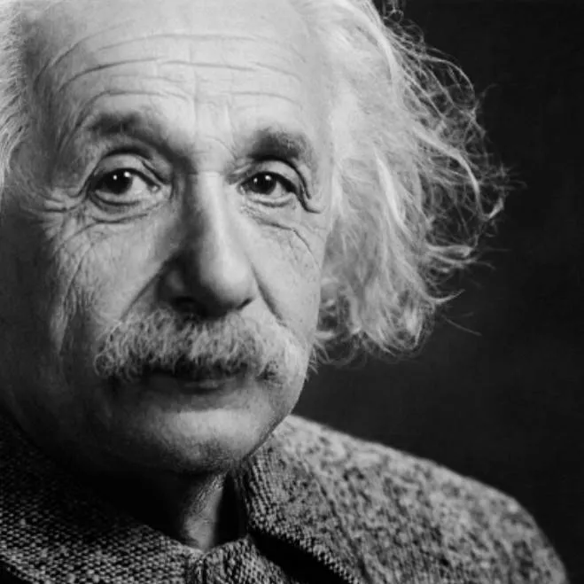 chat with ai character: Einstein 
