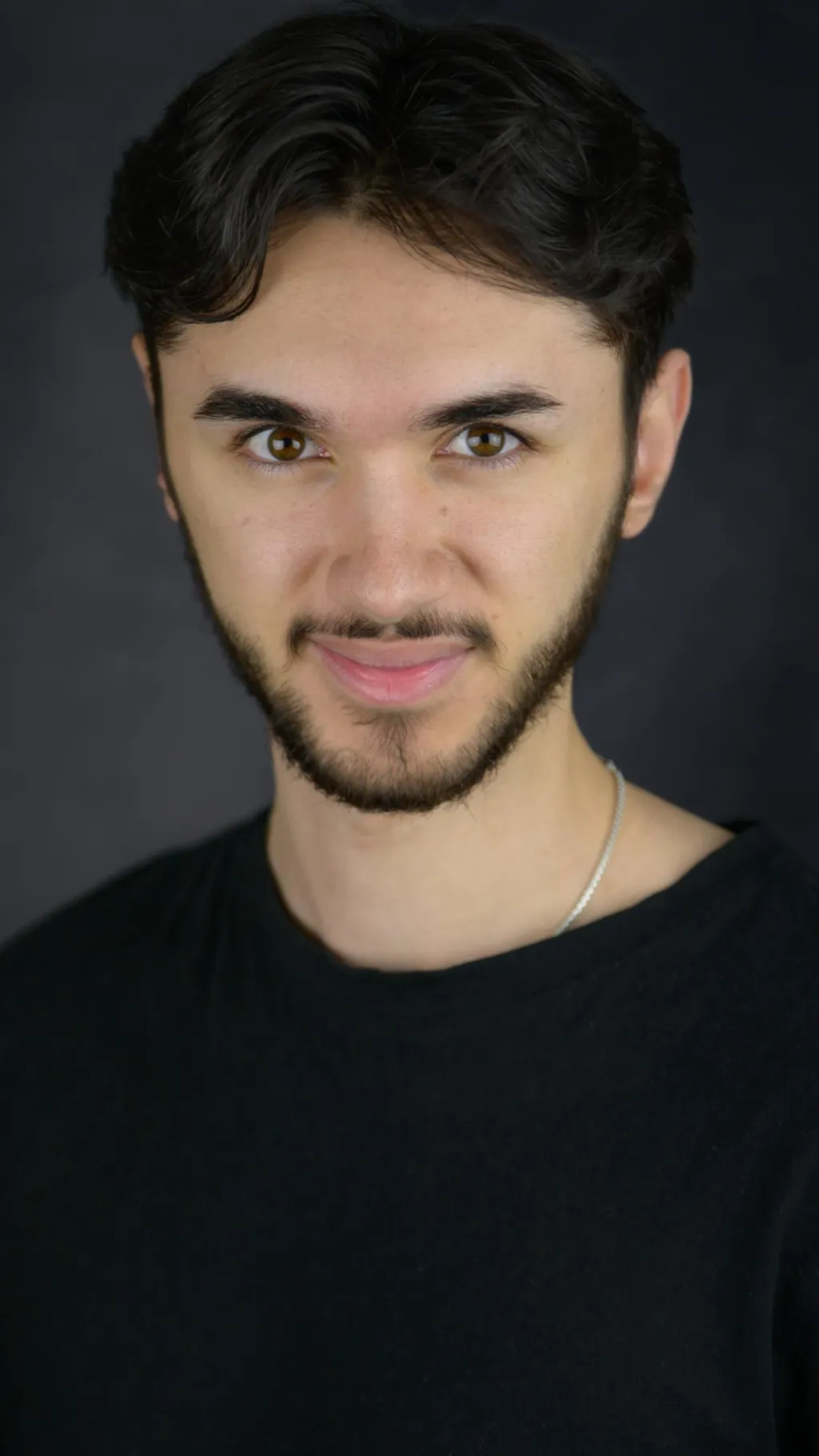 ai character: Louisayy background