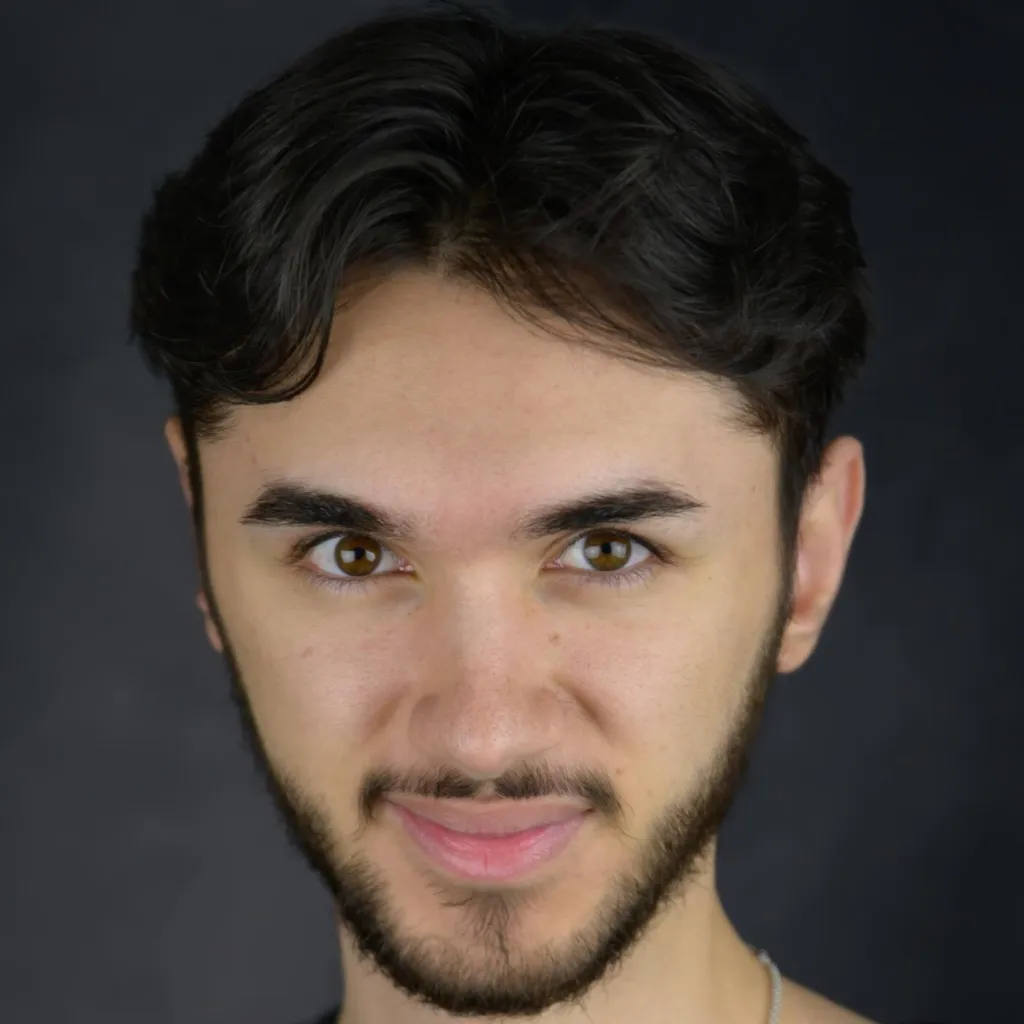 chat with ai character: Louisayy