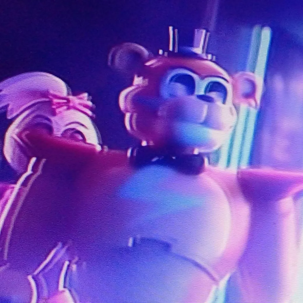 chat with ai character: banda y sun